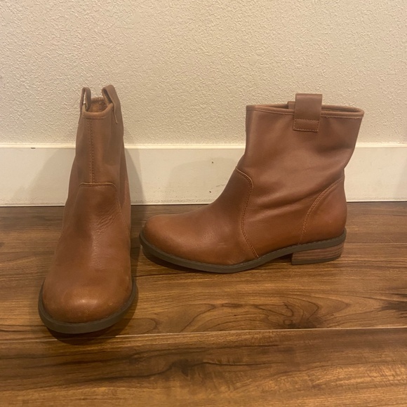 Sole Society Natasha Cognac Bootie - Picture 2 of 4